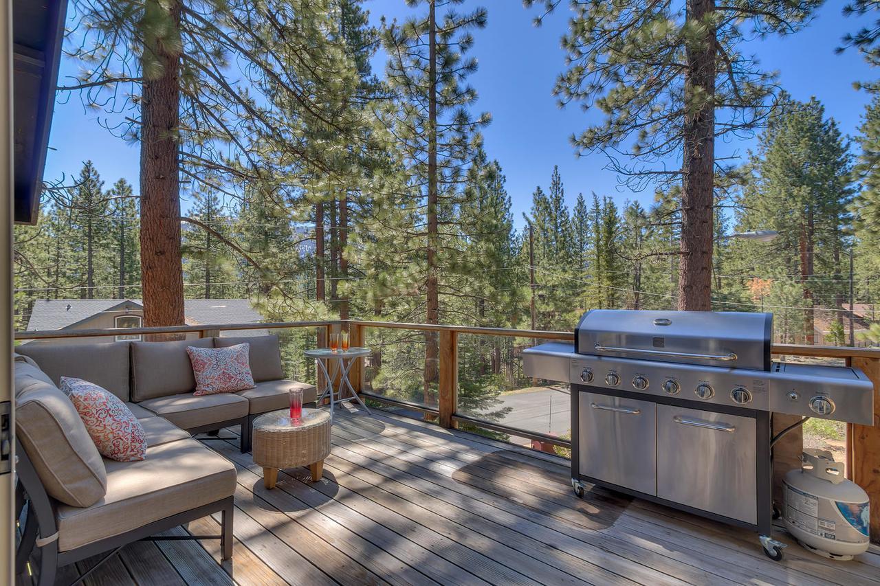 Sugar Pine Lodge - Four Bedroom Home เซาท์เลคทาโฮ ภายนอก รูปภาพ